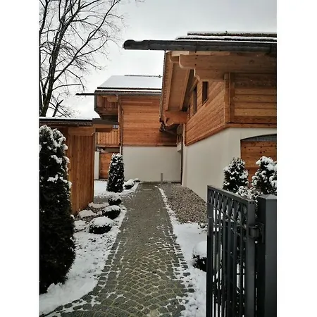 Апартаменты Lovely In Гармиш-Партенкирхен